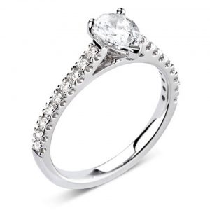 Cardi B engagement ring solitaire oval shape with diamonds